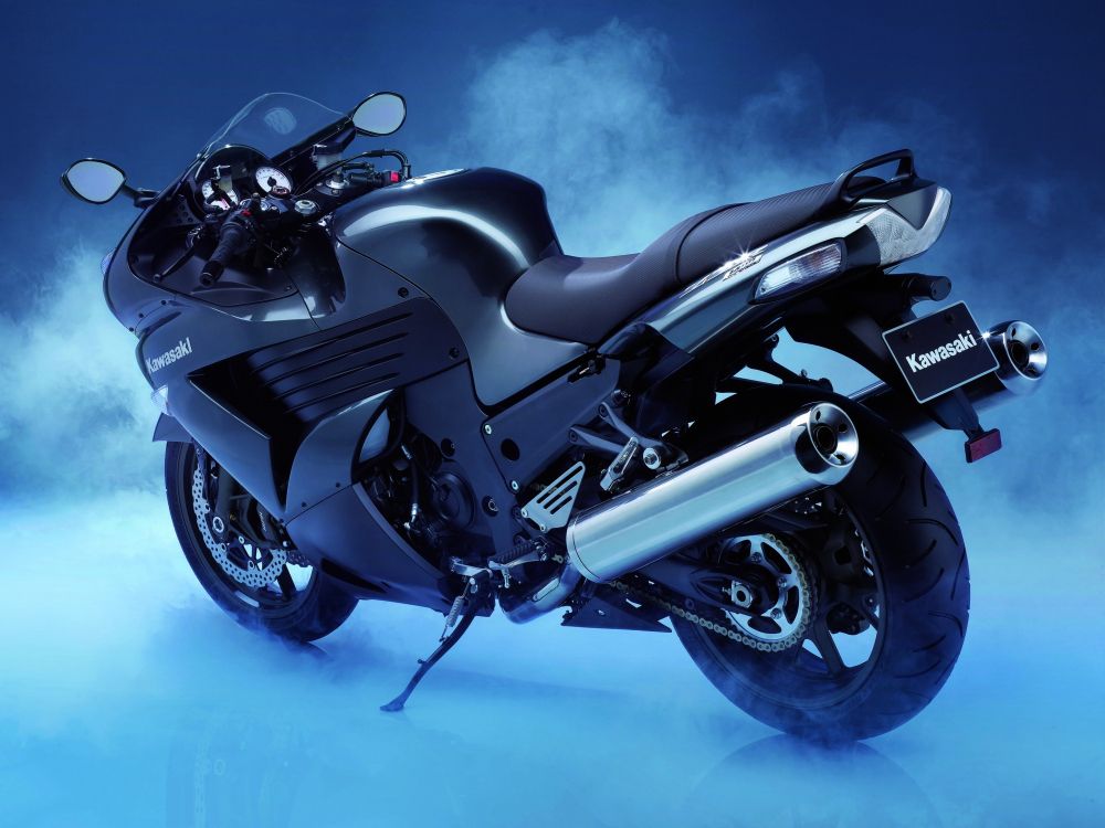 Обои Kawasaki мотоциклы, Кавасаки Z650, мотоцикл, авто, автомобильные шины в разрешении 2894x2170