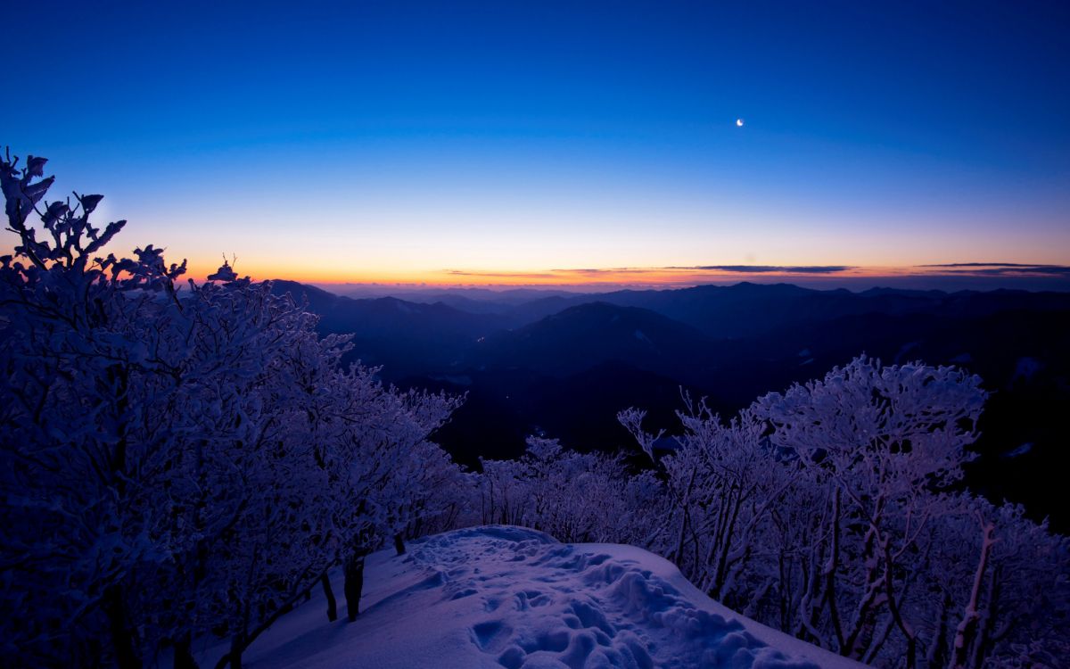Обои зима, закат, снег, природа, гора в разрешении 2560x1600