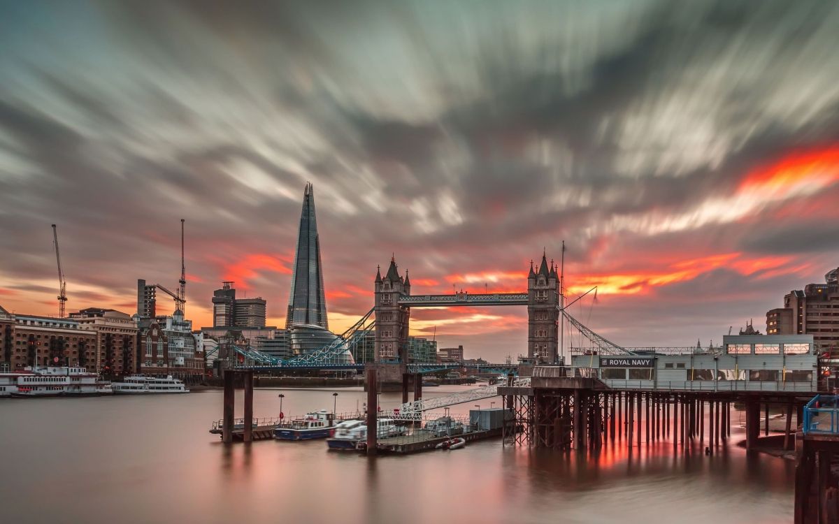 Обои городской пейзаж, город, закат, ориентир, городской район в разрешении 2560x1600