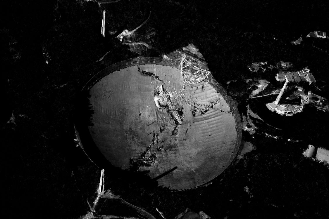 Обои крах Аресибо, обсерватория Аресибо, радиотелескоп, обсерватория, мир в разрешении 3200x2132