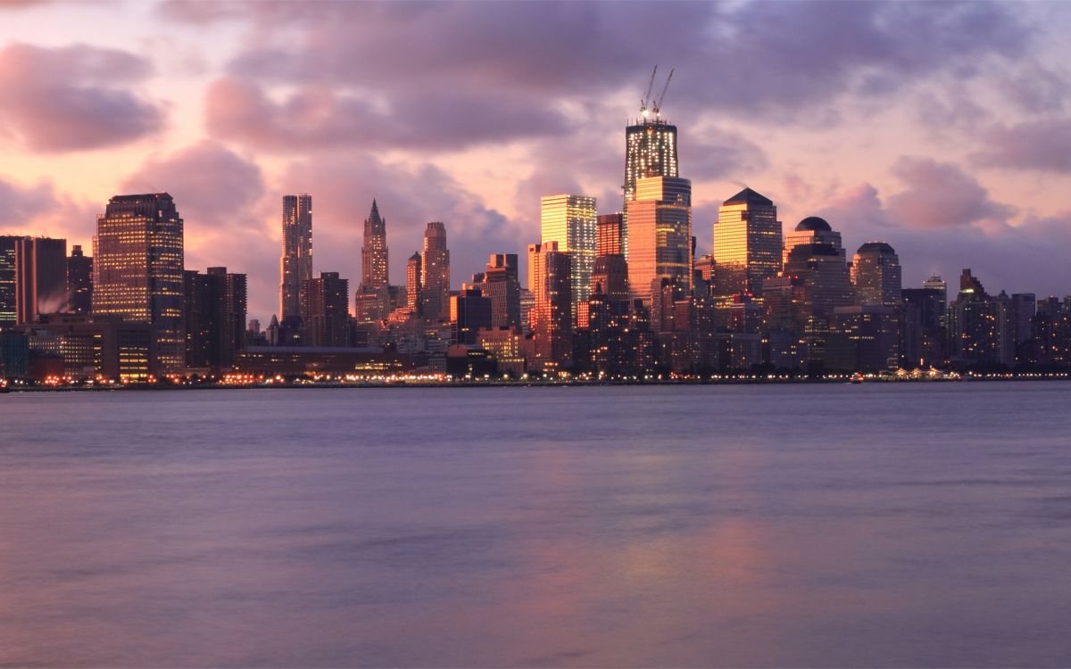 Обои линия горизонта, небоскреб, город, городской пейзаж, городской район в разрешении 2880x1800