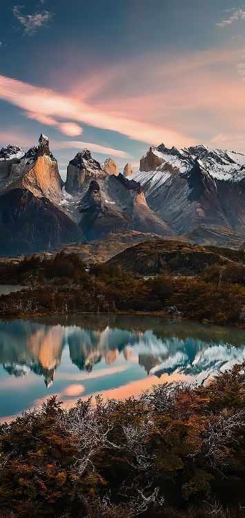 Обои Национальный парк Торрес-дель-Пайне, национальный парк каньонлендс, путешествие, национальный парк, вода в разрешении 1422x3000