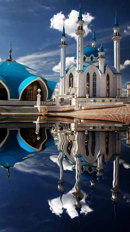 Обои мечеть Кул Шариф, Сотня мечеть, святыня хазрата али, Исламская архитектура, Национальная мечеть Малайзии в разрешении 1498x2667