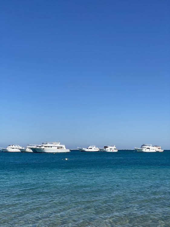 Обои море, вода, лодка, облако, судно в разрешении 1536x2048