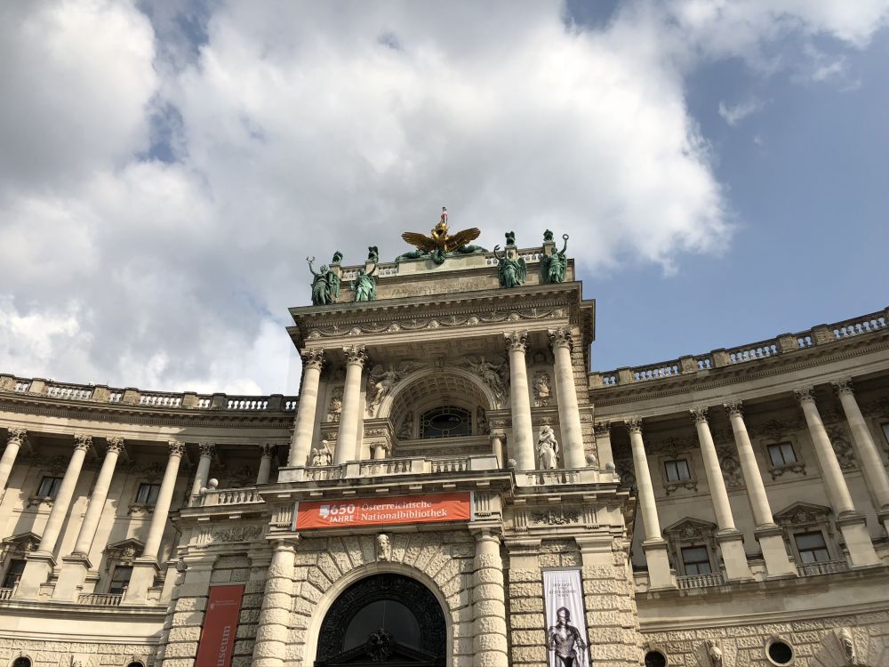 Обои Императорский дворец Хофбург, классическая архитектура, древняя история, архитектура, фасад в разрешении 2048x1536