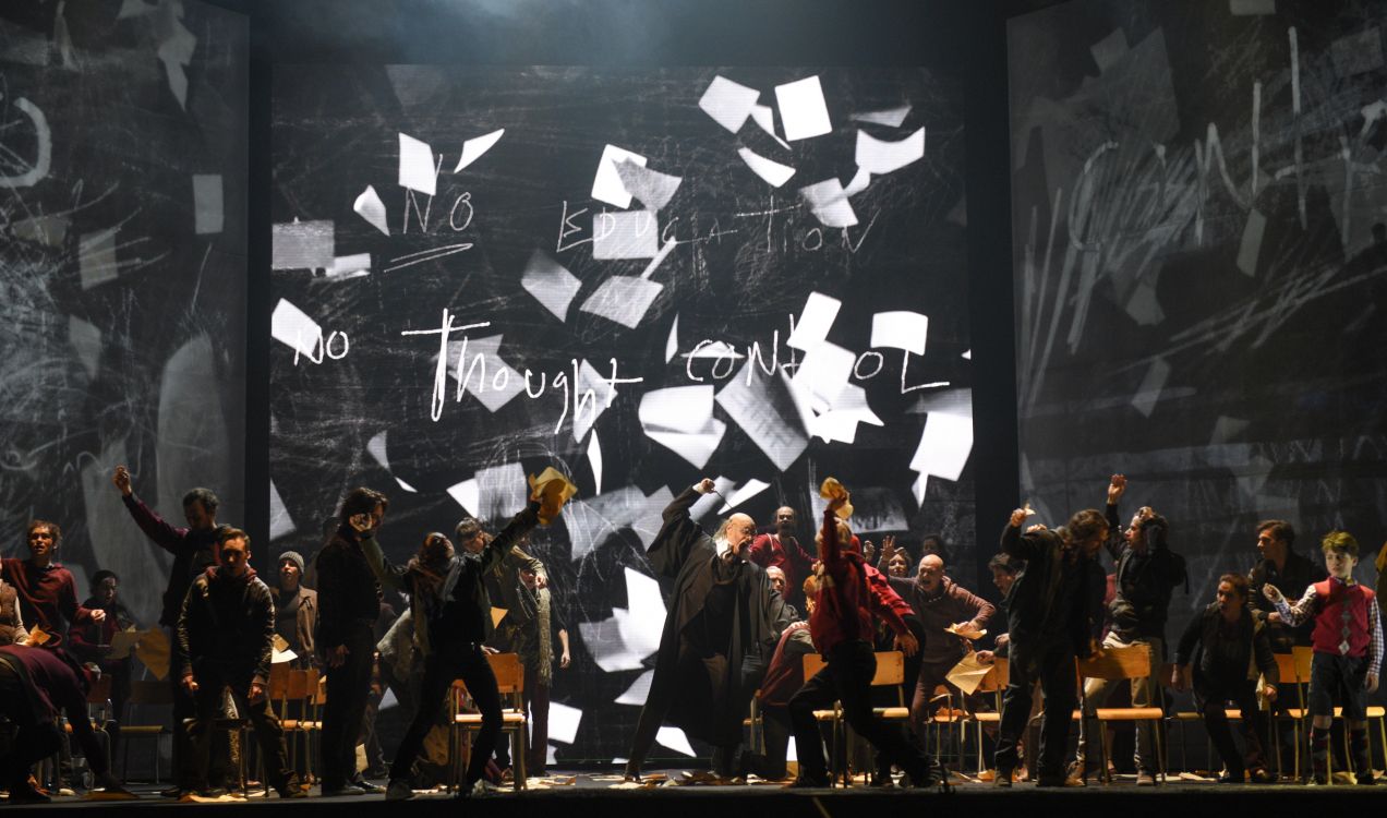 Обои Pink Floyd, Берлинская стена, Еще один кирпич в стене Часть 2, Еще один кирпич в стене оперы, Опера Цинциннати в разрешении 2700x1591