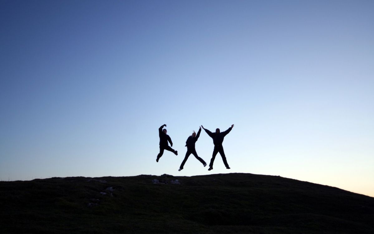 Обои забава, горизонт, песок, экорегион, скачок в разрешении 2560x1600