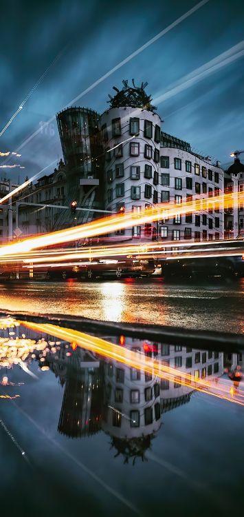 Обои башня, перевозка воды, вода, здание, облако в разрешении 1422x3000