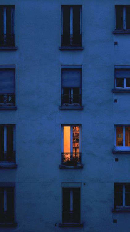 Обои soundcloud, окно, здание, синий, лазурный в разрешении 1080x1920