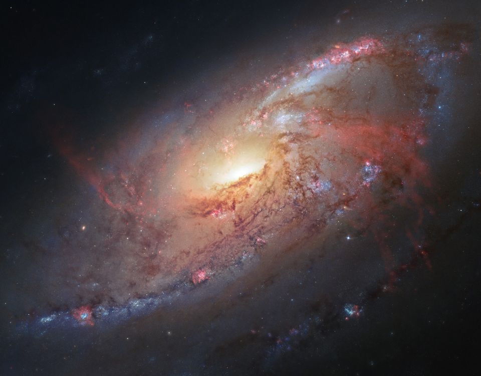 Обои Мессье 106, космический телескоп Хаббл, Галактика, спиральная Галактика, космическое пространство в разрешении 5000x3905