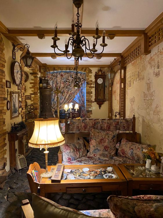 Обои гостиная комната, освещение, дизайн интерьера, комната, потолочный светильник в разрешении 3024x4032