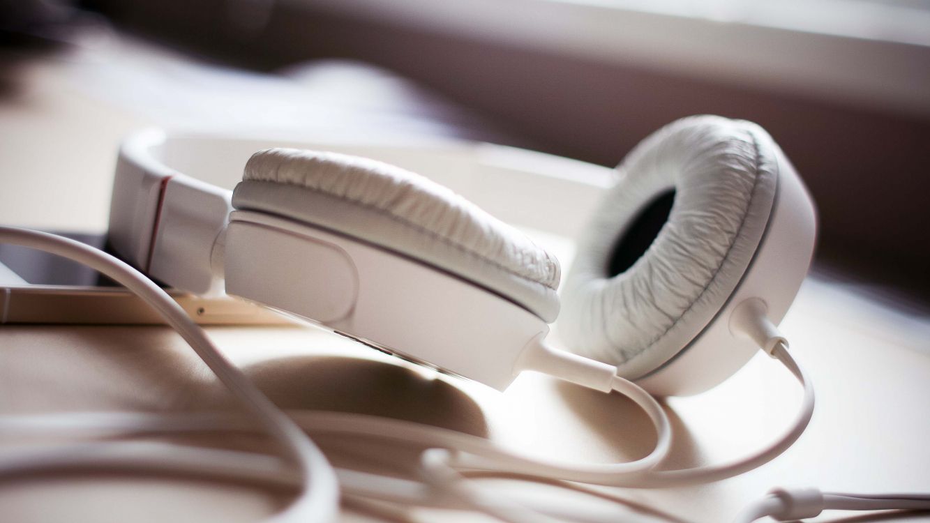 Обои наушники, звуковое оборудование, технологии, электронное устройство, технология в разрешении 3840x2160