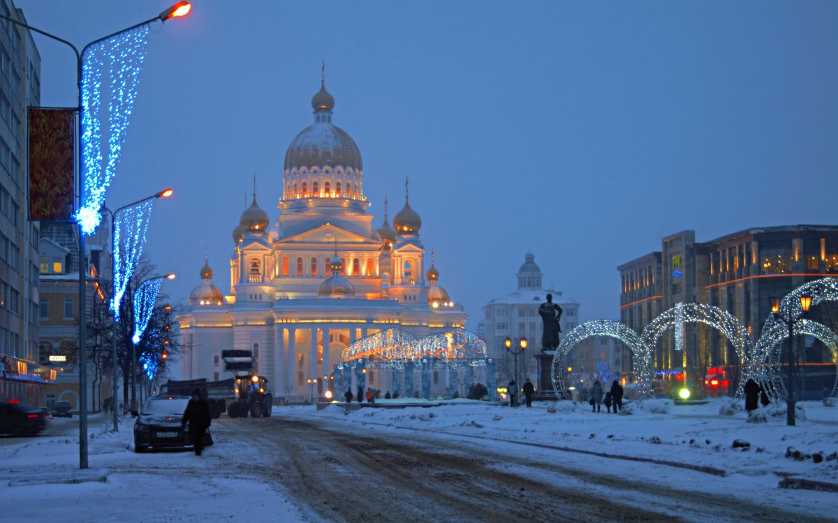 Обои Мордовия Арена, ориентир, зима, снег, город в разрешении 2880x1800