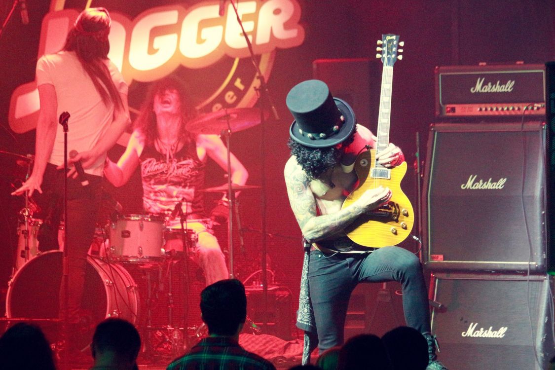 Обои этап, рокконцерт, концерт, музыкальный ансамбль, гитара в разрешении 2000x1333