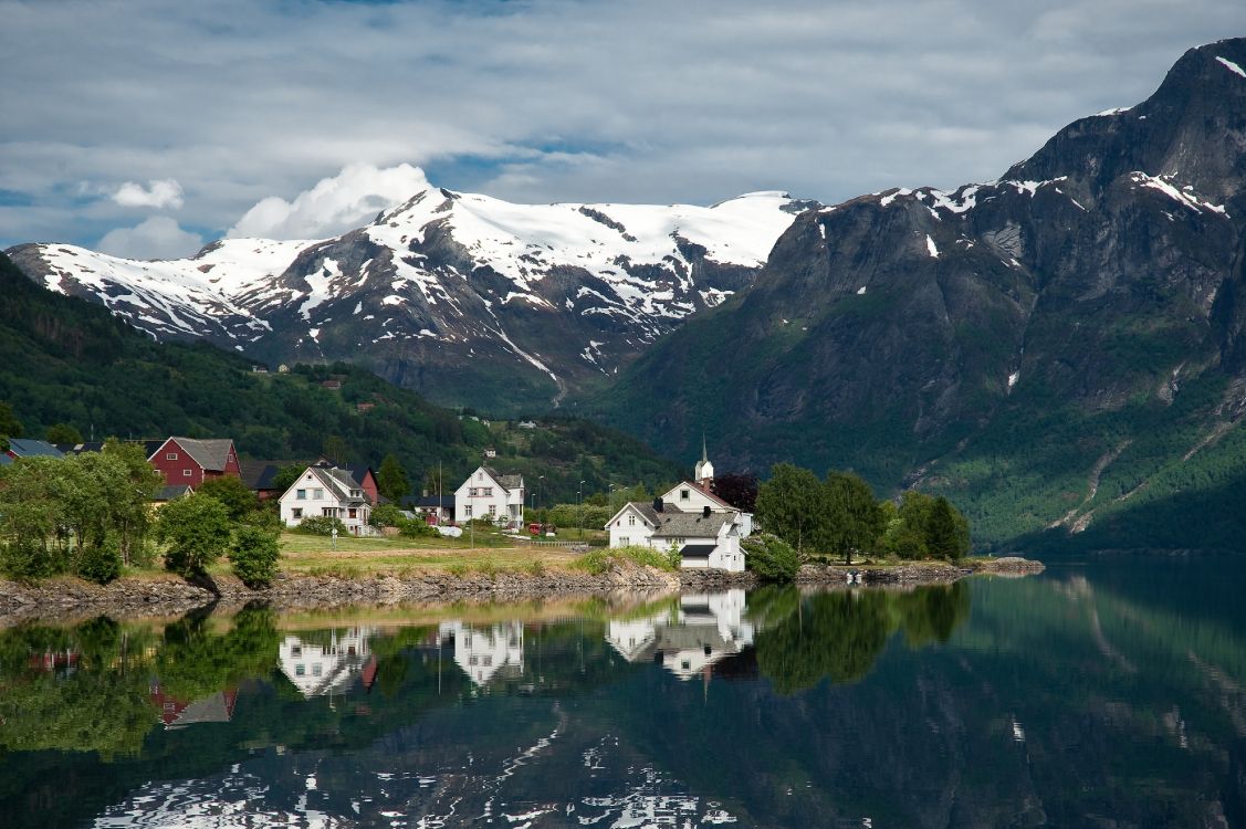 Обои Норвегия, фьорд, горный рельеф, гора, горный хребет в разрешении 4240x2821
