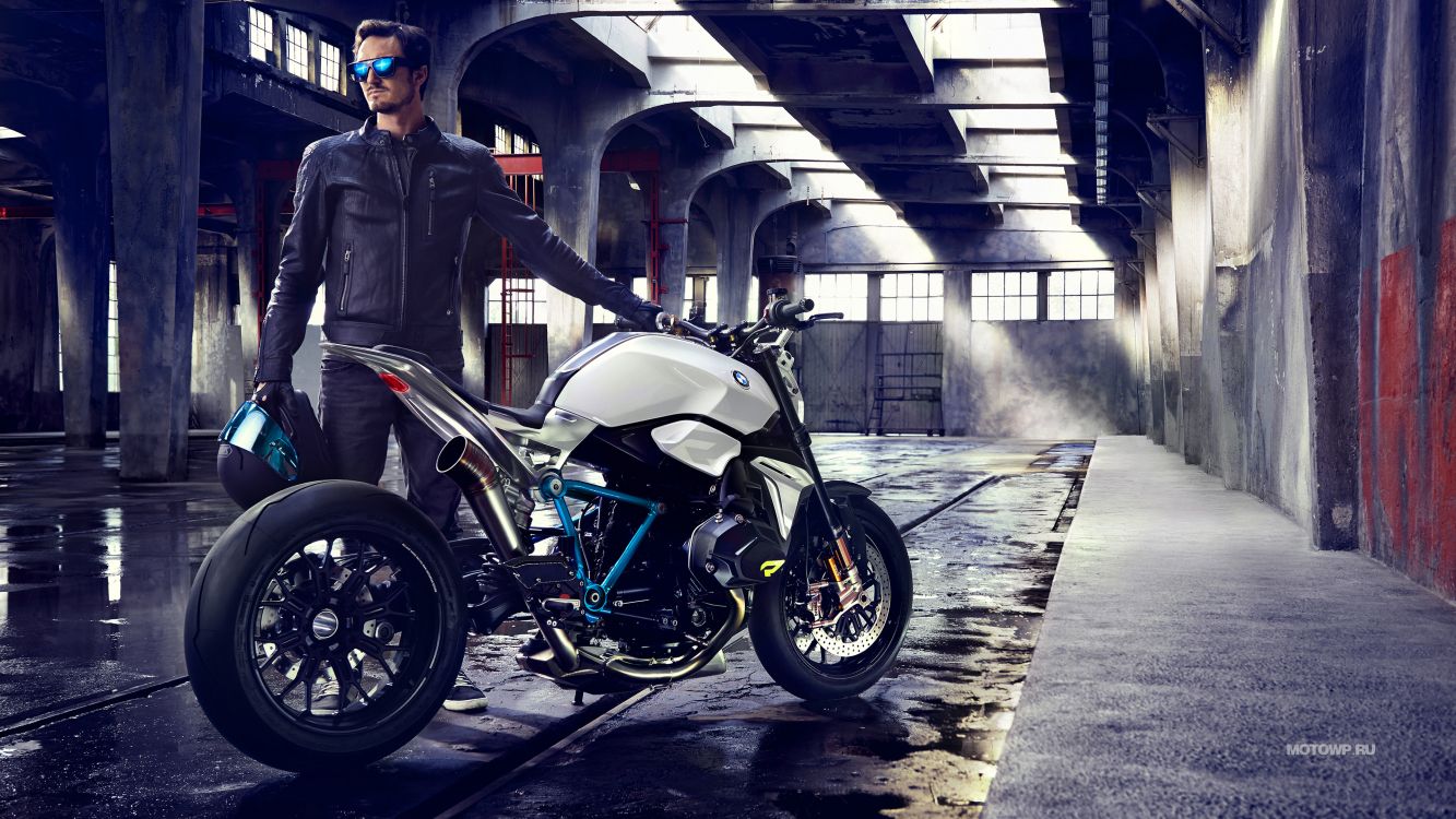 Обои bmw, мотоцикл, автомобильные шины, авто, колесо в разрешении 3840x2160