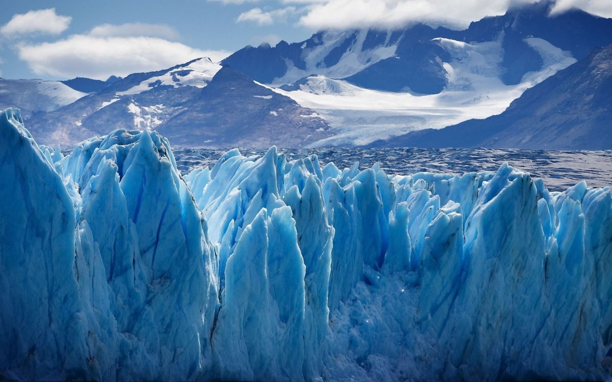 Обои ледник, лед, ледяная форма, полярные льды, айсберг в разрешении 2560x1600