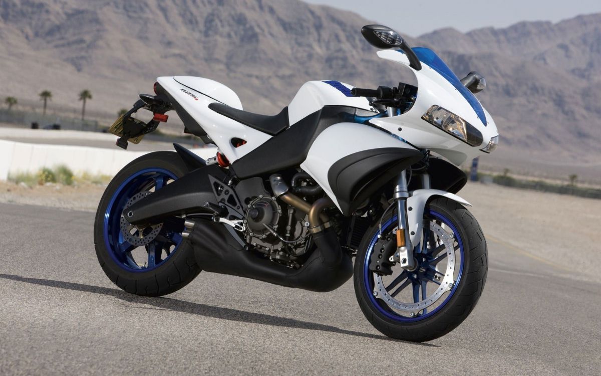 Обои buell motorcycle company, мотоцикл, спортивный мотоцикл, Обтекатель мотоцикла, обод в разрешении 1920x1200