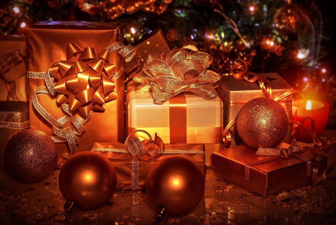 Обои Рождественский день, рождественский орнамент, елка, Новый год, Рождественские украшения в разрешении 7000x4680
