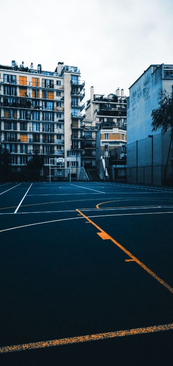 Обои уличный спорт, улица, уличные виды спорта, здание, окно в разрешении 1421x3000