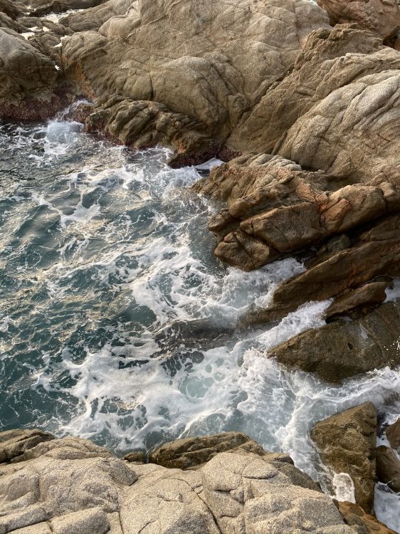 Обои стремнина, водопад, доставка валуна м, водоток, гидроресурсы в разрешении 1536x2048