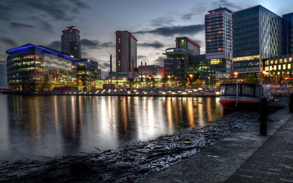 Обои Манчестер, городской пейзаж, город, городской район, метрополия в разрешении 2560x1600