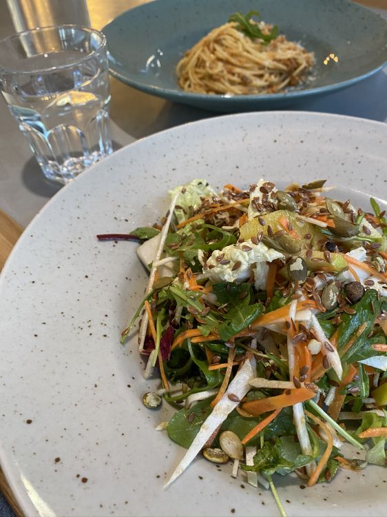 Обои вегетарианская пища, тайская подушка, вегетарианская кухня, Тайская кухня, гарнир в разрешении 1536x2048