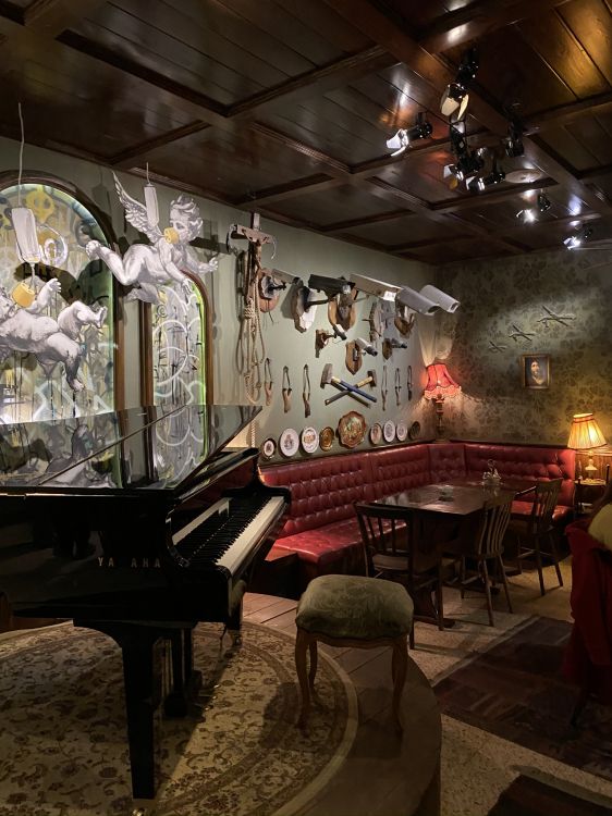 Обои дизайн интерьера, освещение, потолок, осветительная арматура, фортепьяно в разрешении 1536x2048