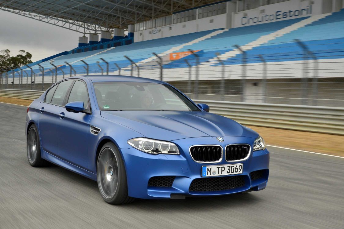 Обои БМВ М6, bmw, авто, спорткар, 2015 БМВ М5 в разрешении 2250x1500
