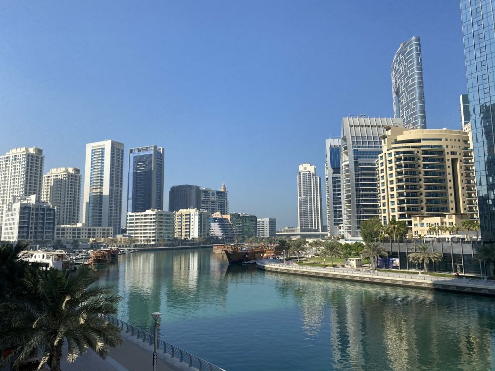 Обои Дубай, Дубай Марина, водоем, башня, дневное время в разрешении 2048x1536