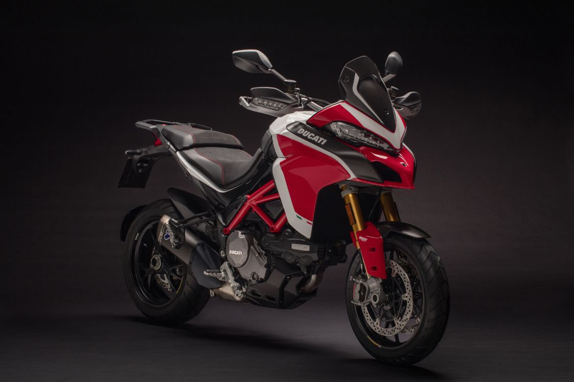 Обои ducati, мотоцикл, Сайту Multistrada, красный цвет, авто в разрешении 4096x2730