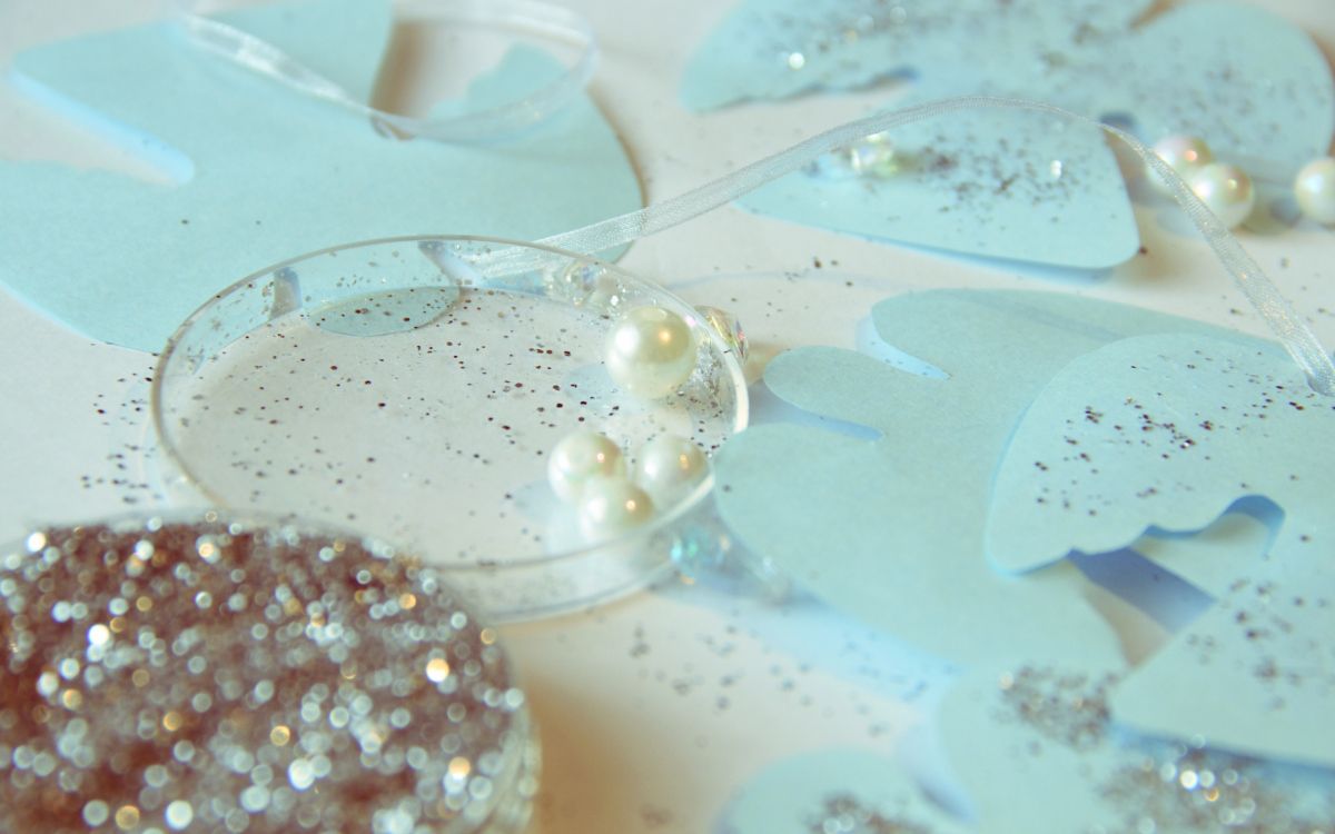 Обои вода, декор, бумага в разрешении 2560x1600